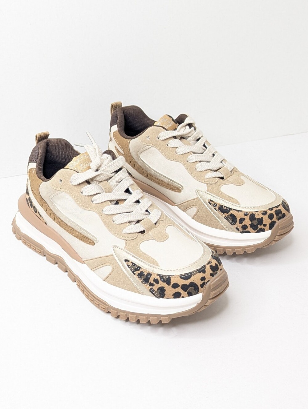 Blowfish Malibu Chunky Sneakers Gold Leopard Womens 9